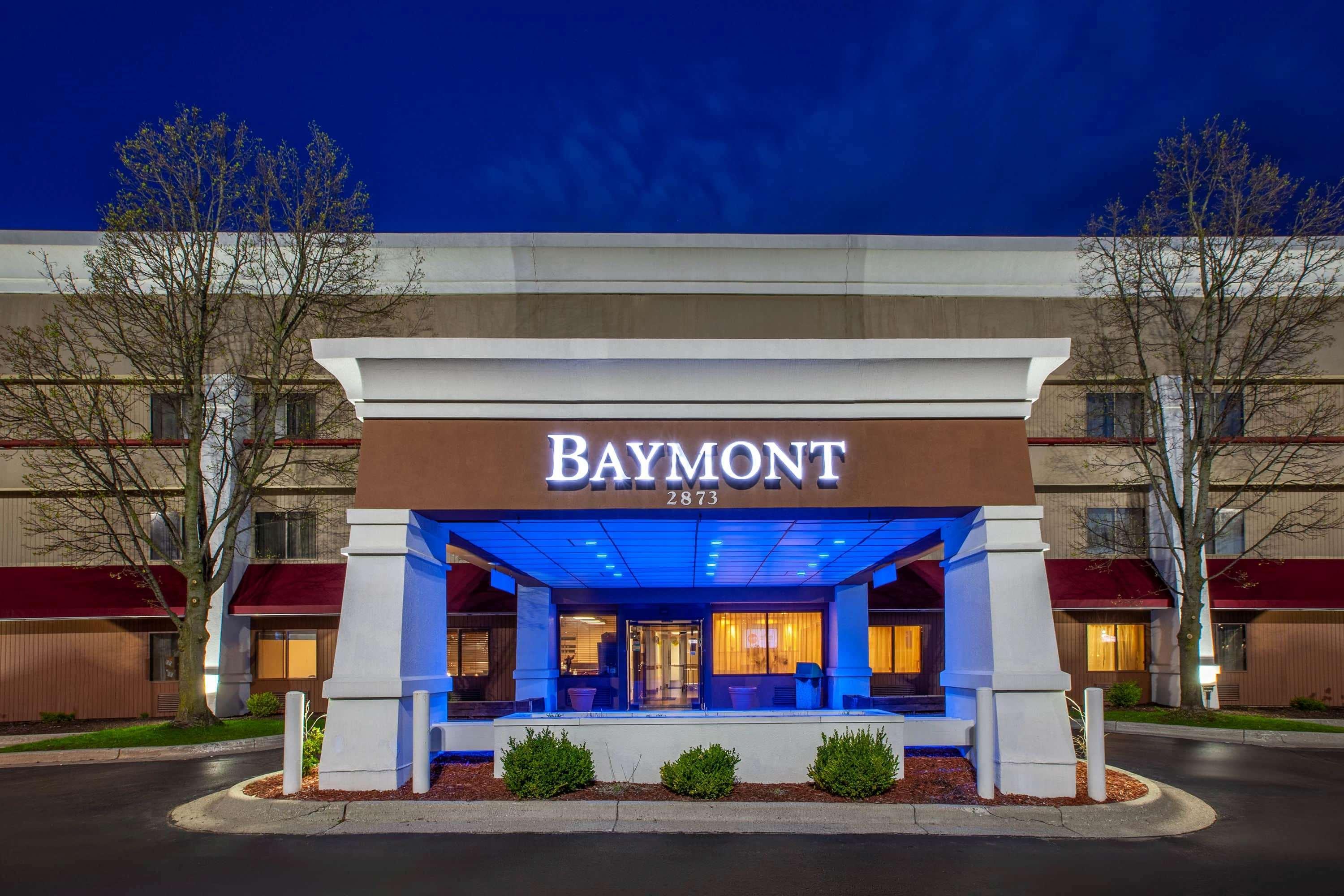 Hotel Baymont By Wyndham Grand Rapids Airport Cascade Esterno foto