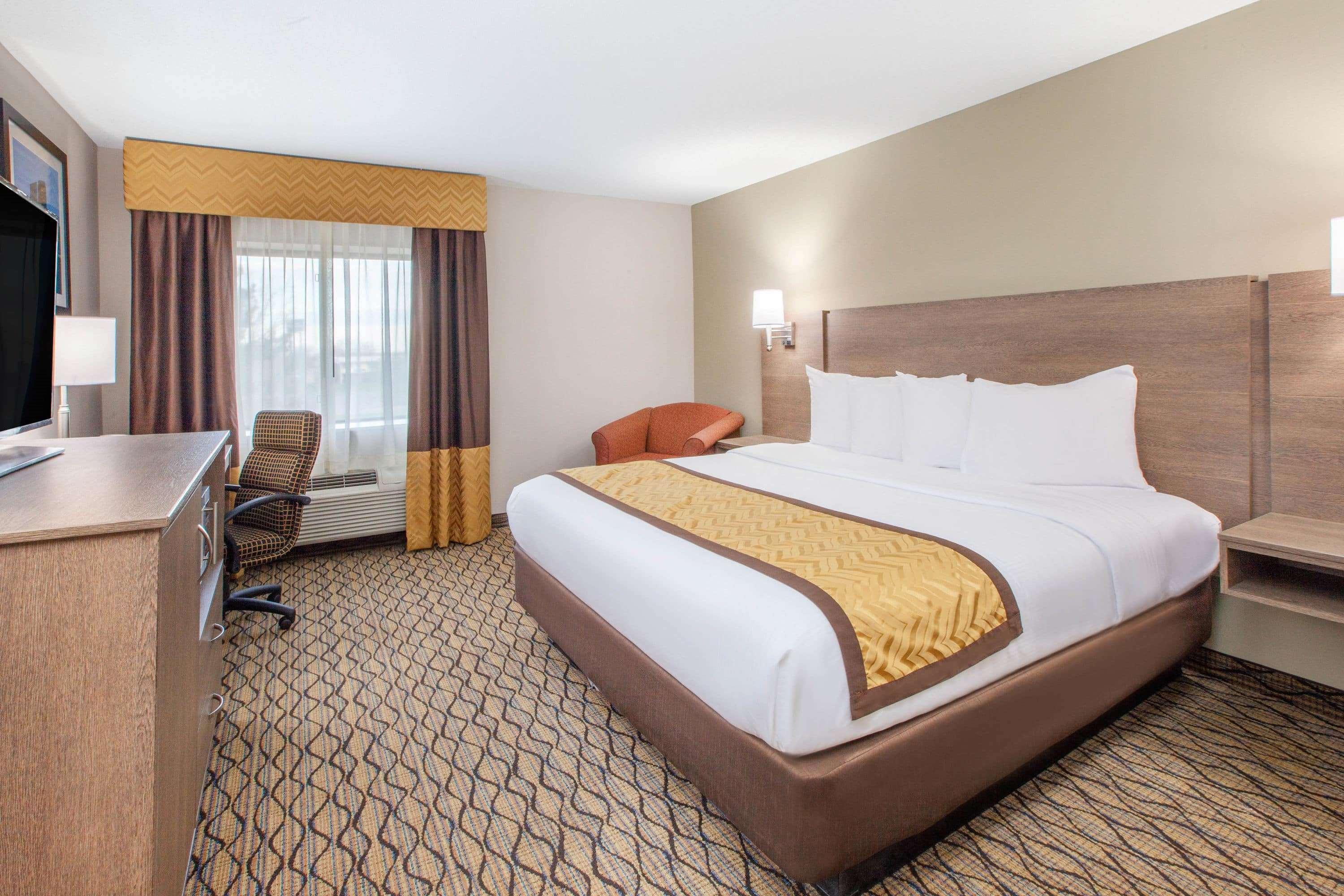 Hotel Baymont By Wyndham Grand Rapids Airport Cascade Esterno foto